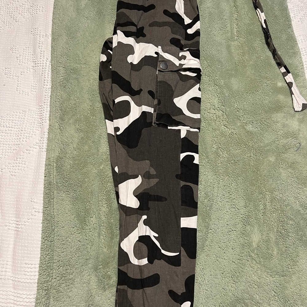 Army joggers